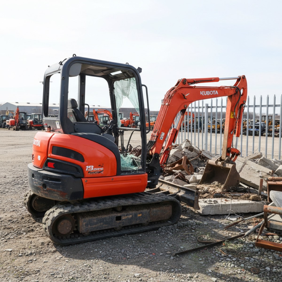 Minibagger Kubota KX080-4, Umsturzschaden