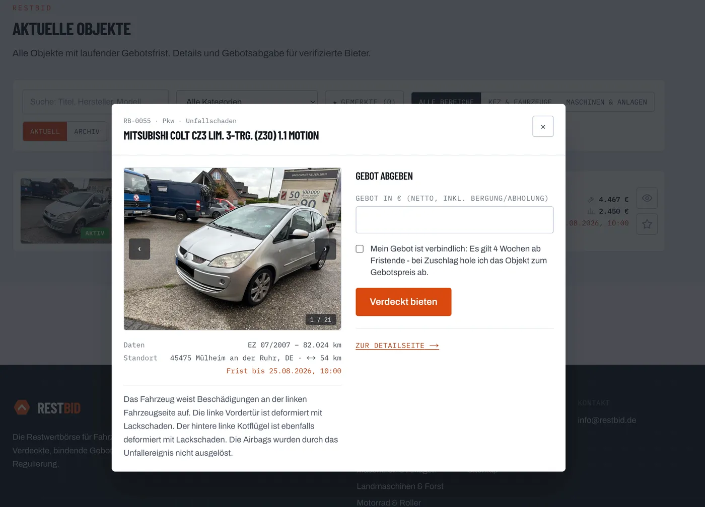 Objektdetail mit Fotostrecke, technischen Daten und verdecktem Gebotsformular